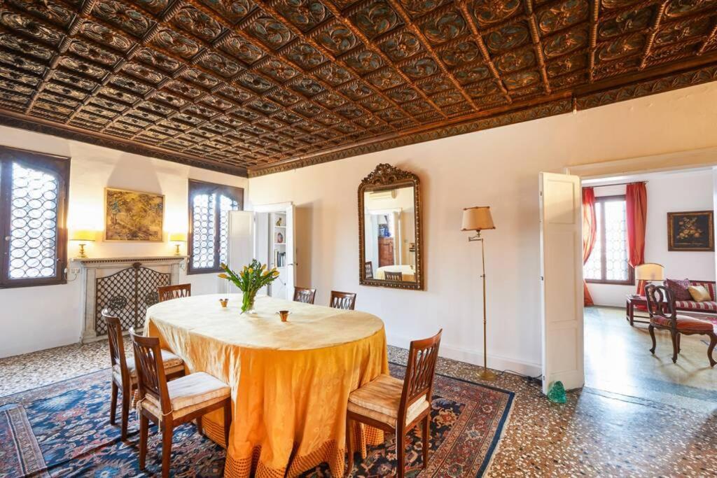 Ca' Fenice, Charming Apartment In San Marco, Sleep 7 Venecia Exterior foto