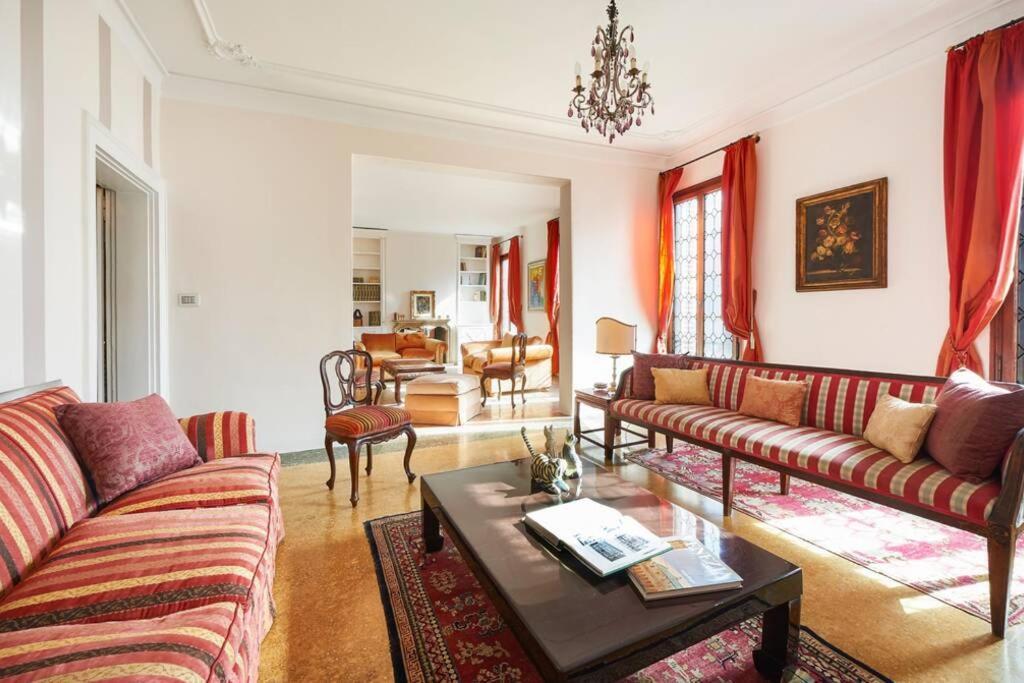 Ca' Fenice, Charming Apartment In San Marco, Sleep 7 Venecia Exterior foto