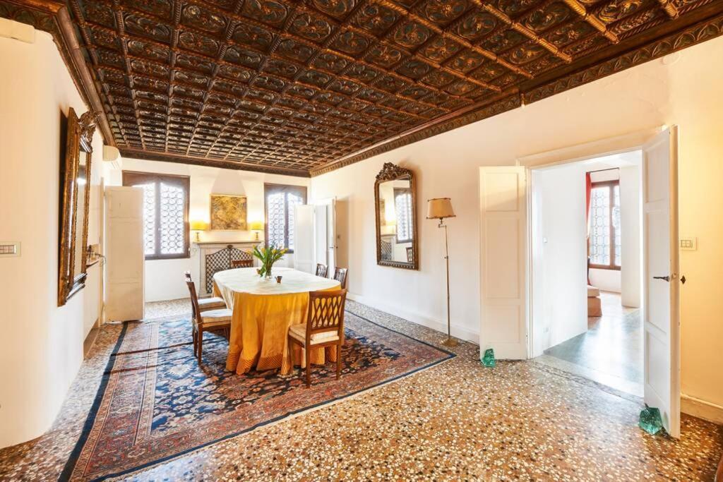Ca' Fenice, Charming Apartment In San Marco, Sleep 7 Venecia Exterior foto